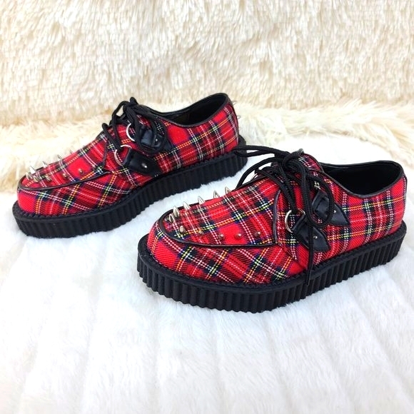 Demonia Red Plaid Platform Creeper w/ Cone Spikes - Picture 4 of 10